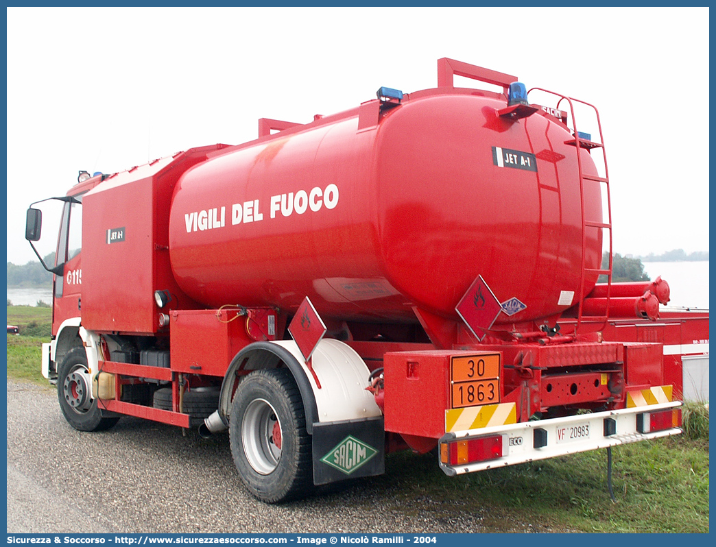 VF 20983
Corpo Nazionale Vigili del Fuoco
Nucleo Elicotteri
Iveco 150E23 EuroCargo I serie
Aviorifornitore
Parole chiave: VF;V.F.;VVF;V.V.F.;Corpo;Nazionale;Vigili del Fuoco;Vigili;Fuoco;Elicotteri;Iveco;150E23;EuroCargo;I serie;Aviorifornitore;20983