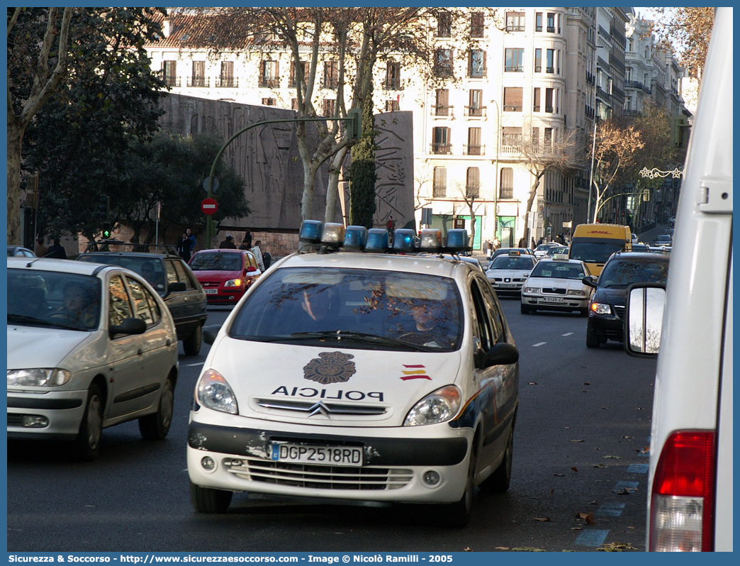 -
Reino de España
Cuerpo Nacional de Policía
Citroen Xsara Picasso
Parole chiave: Regno di Spagna;Spagna;Espana;España;Reino de España;Cuerpo;Nacional;Policía;Citroen;Xsara;Picasso