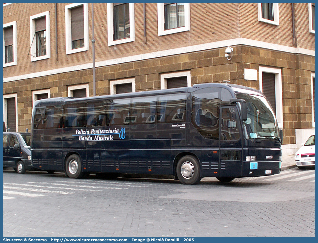 Polizia Penitenziaria 744AC
Polizia Penitenziaria
Iveco Orlandi EuroClass HD
Banda Musicale
Parole chiave: PP;P.P.;Pol.Pen;PolPen;AdiC;A.diC.;Agenti;di;Custodia;Polizia;Penitenziaria;Nucleo;Traduzioni;Piantonamenti;Iveco;Orlandi;EuroClass;HD;Banda;Musicale