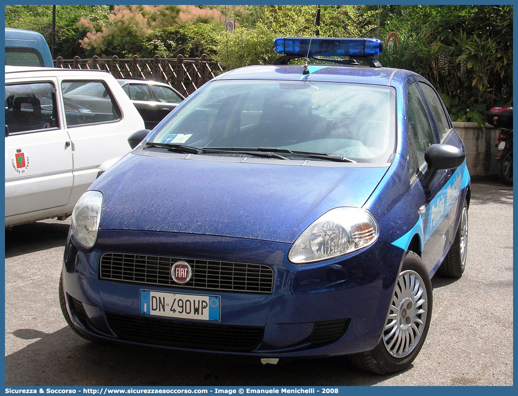 -
Polizia Municipale
Comune di Terni
Fiat Grande Punto
Parole chiave: Polizia;Locale;Municipale;Terni;Fiat;Grande Punto