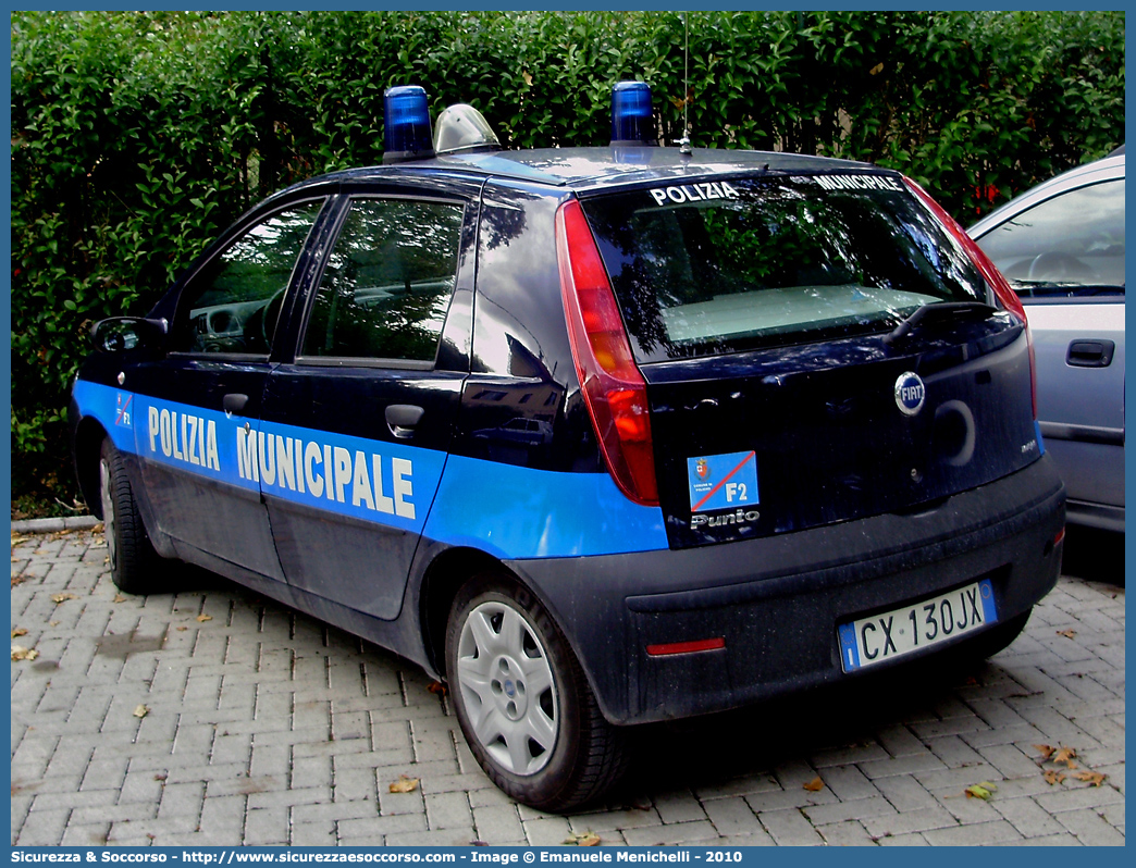 -
Polizia Municipale
Comune di Foligno
Fiat Punto III serie
Parole chiave: Polizia;Locale;Municipale;Foligno;Fiat;Punto