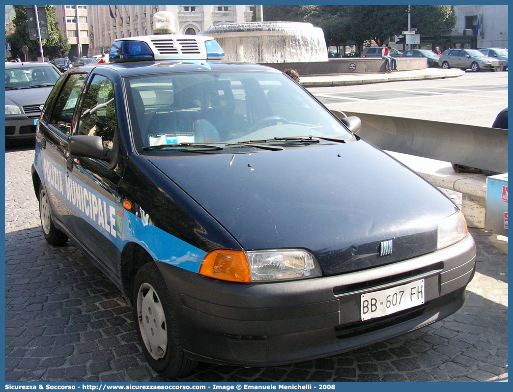 -
Polizia Municipale
Comune di Ferentillo
Fiat Punto I serie
Parole chiave: Polizia;Locale;Municipale;Ferentillo;Fiat;Punto