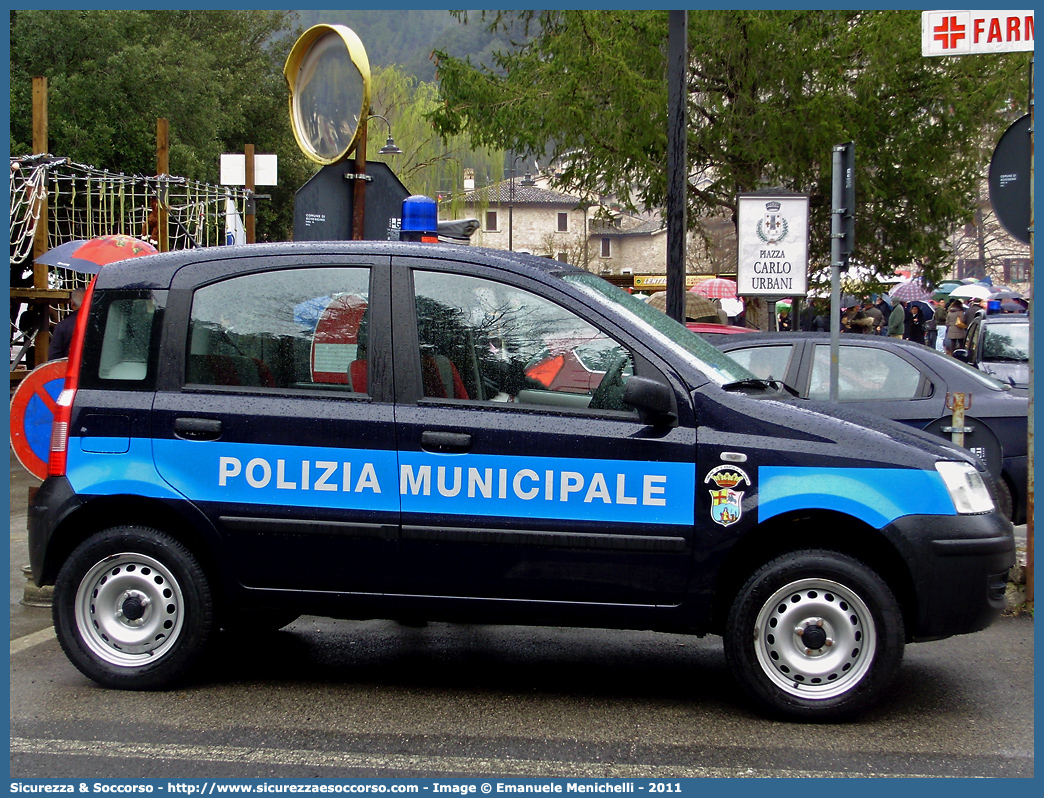 -
Polizia Municipale
Comune di Sant'Anatolia di Narco
Fiat Nuova Panda 4x4
Parole chiave: Polizia;Locale;Municipale;Sant'Anatolia di Narco;Fiat;Nuova Panda