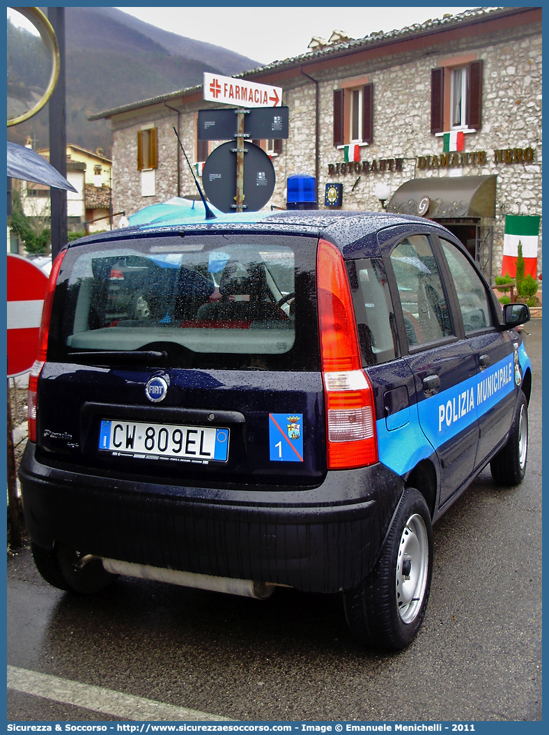 -
Polizia Municipale
Comune di Sant'Anatolia di Narco
Fiat Nuova Panda 4x4
Parole chiave: Polizia;Locale;Municipale;Sant'Anatolia di Narco;Fiat;Nuova Panda