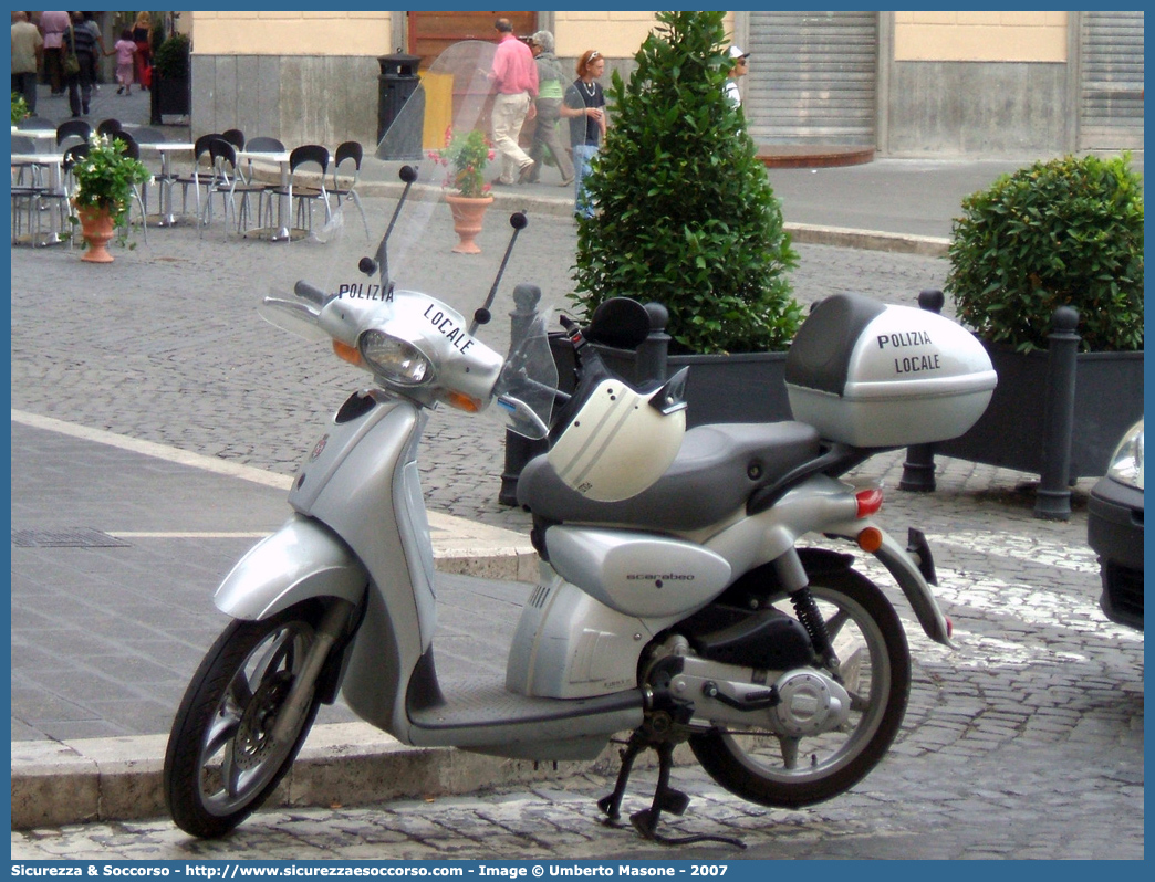 -
Polizia Locale
Comune di Tarquinia
Aprilia Scarabeo II serie
Parole chiave: Polizia;Municipale;Locale;Tarquinia;Aprilia;Scarabeo