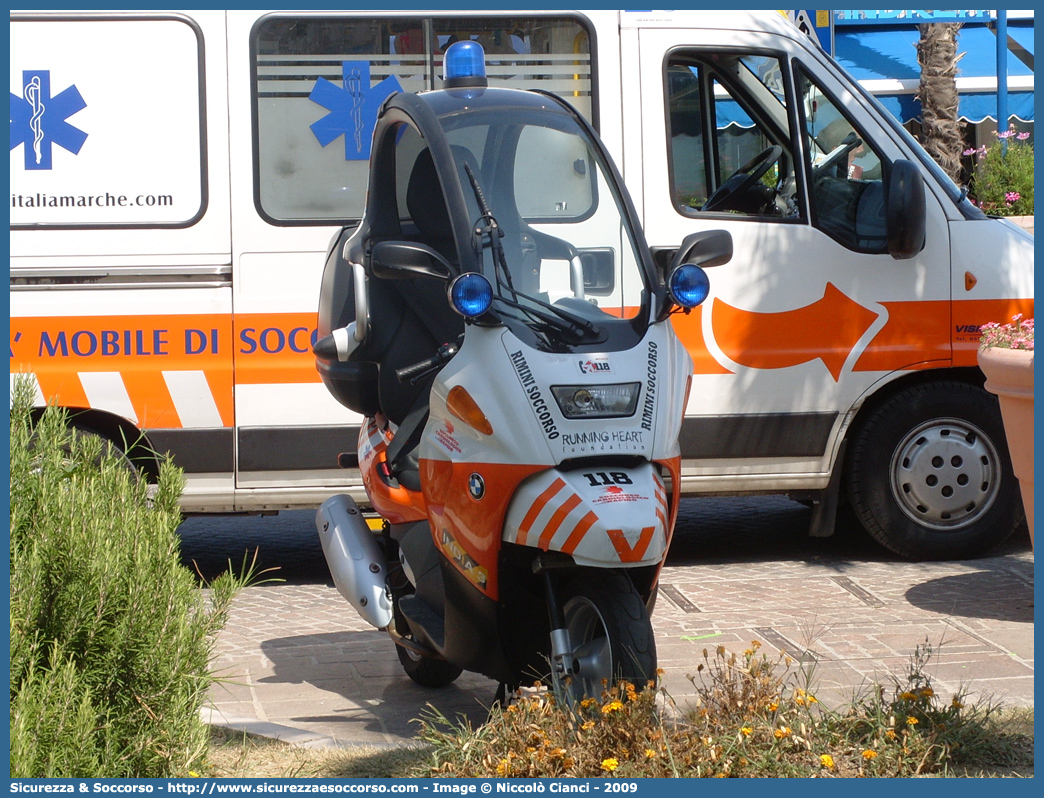 INDIA 03
118 Romagna Soccorso
Ambito Territoriale di Rimini
Bmw C1
Parole chiave: 118;Romagna;Soccorso;Rimini;Motomedica;Bmw;C1