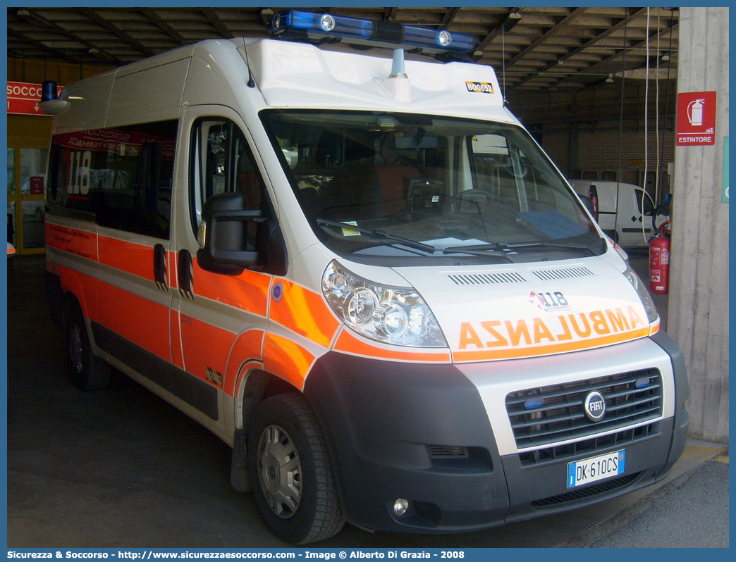 BO 0652
118 Bologna Soccorso
Fiat Ducato III serie
Allestitore Orion S.r.l.
Parole chiave: 118;Bologna;Soccorso;Ambulanza;Autoambulanza;Fiat;Ducato;X250;X 250;Orion