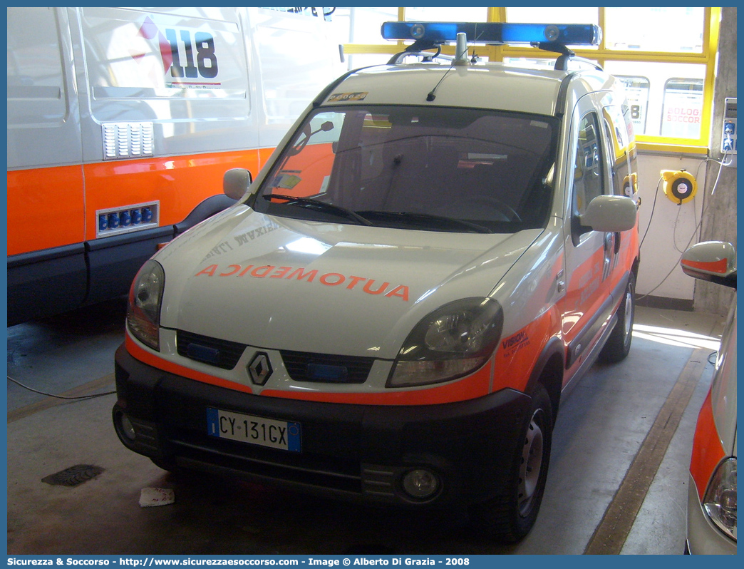 BO 0628
118 Bologna Soccorso
Renault Kangoo 4x4 II serie
Allestitore Vision S.r.l.
Parole chiave: 118;Bologna;Soccorso;Automedica;Automedicalizzata;Auto Medica;Auto Medicalizzata;Renault;Kangoo;4x4;4 x 4;Vision