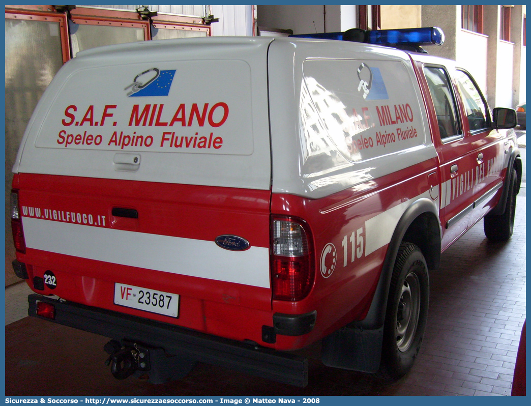 VF 23587
Corpo Nazionale Vigili del Fuoco
Nucleo Speleo Alpino Fluviale
Ford Ranger I serie restyling
Parole chiave: VVF;V.V.F.;Corpo;Nazionale;Vigili;del;Fuoco;Ford;Ranger;SAF;S.A.F.;Speleo;Alpino;Fluviale