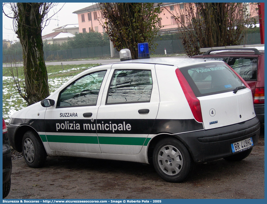 -
Polizia Municipale
Comune di Suzzara
Fiat Punto II serie
Parole chiave: PL;P.L.;PM;P.M.;Polizia;Locale;Municipale;Suzzara;Fiat;Punto