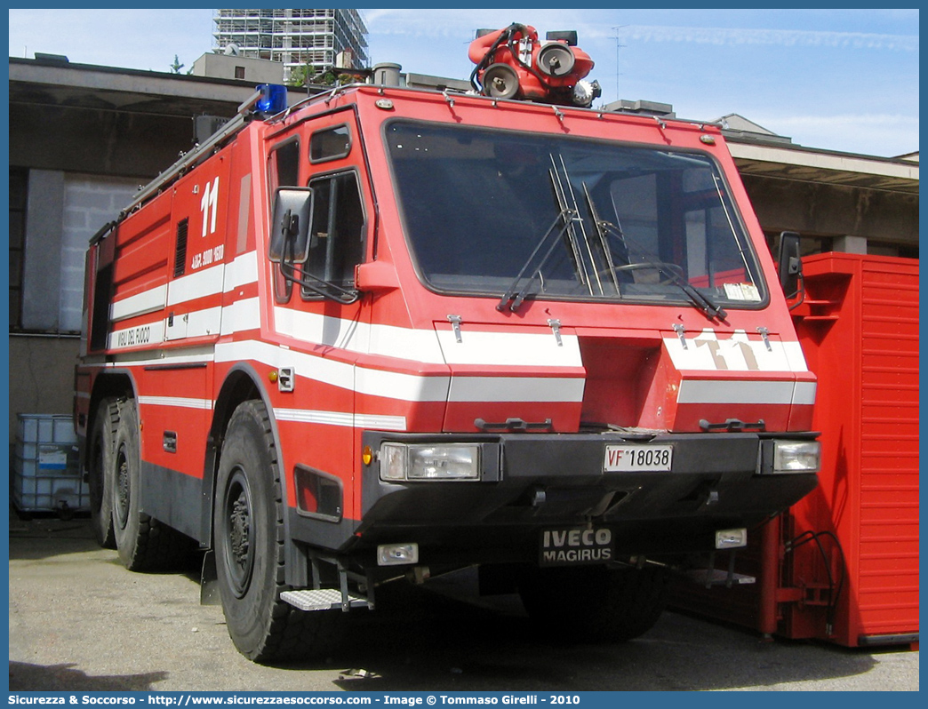 VF 18038
Corpo Nazionale Vigili del Fuoco
Nucleo Aeroportuale
Iveco Magirus Tucano
Parole chiave: Corpo;Nazionale;Vigili del Fuoco;Vigili;Fuoco;Iveco;Magirus;Tucano;Aeroportuale