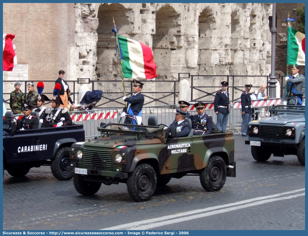 AM AI215
Aeronautica Militare Italiana
Land Rover Defender 90
Parole chiave: A.M.I.;AMI;Aeronautica;Militare;Italiana;Land Rover;Defender;90