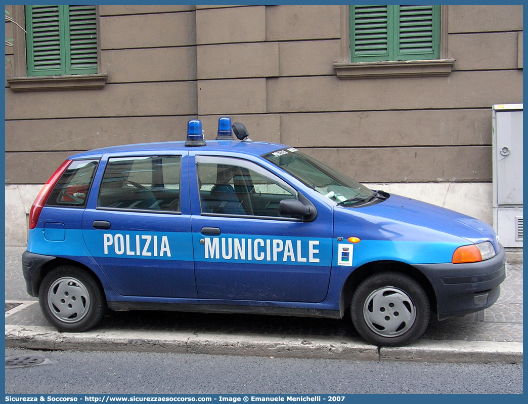 -
Polizia Municipale
Comune di Avigliano Umbro
Fiat Punto I serie
Parole chiave: Polizia;Locale;Municipale;Avigliano Umbro;Fiat;Punto