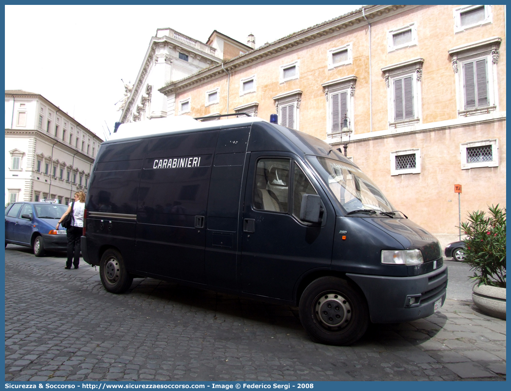 CC 471DJ
Arma dei Carabinieri
Artificieri Antisabotaggio
Fiat Ducato II serie
Parole chiave: CC471DJ;Arma dei Carabinieri;Artificieri Antisabotaggio;Fiat Ducato II serie