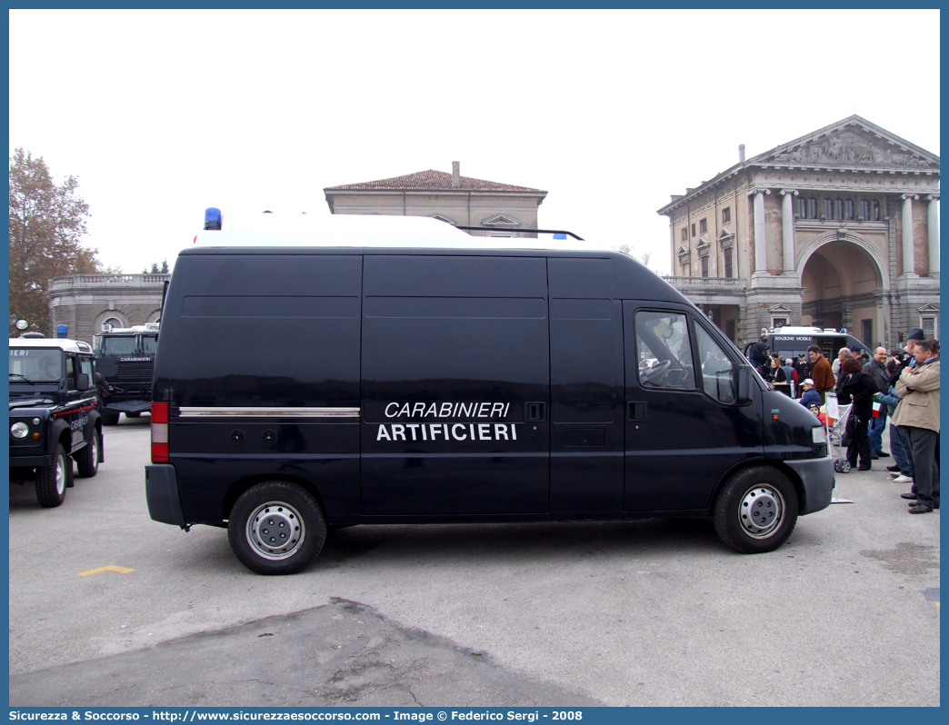 CC 476DJ
Arma dei Carabinieri
Artificieri Antisabotaggio
Fiat Ducato II serie
Parole chiave: CC476DJ;Arma dei Carabinieri;Artificieri Antisabotaggio;Fiat Ducato II serie