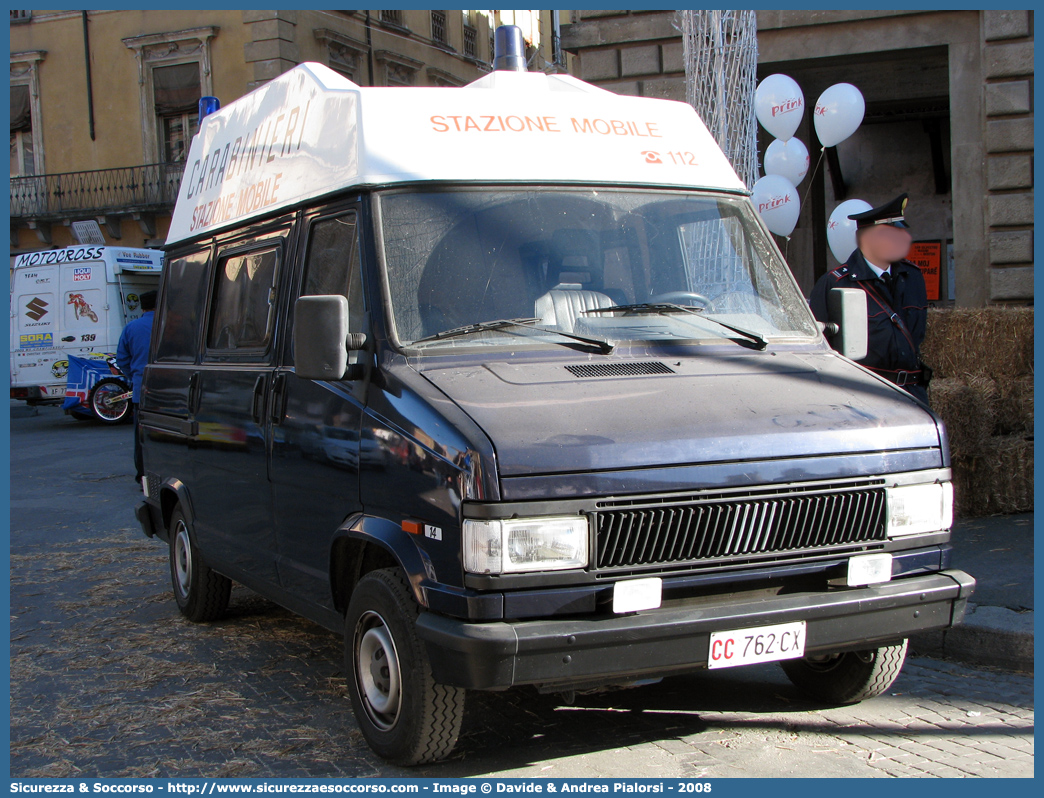 CC 762CX
Arma dei Carabinieri
Fiat Ducato I serie restyling
Stazione Mobile
Allestitore Elevox S.r.l.
Parole chiave: CC;C.C.;Arma;Carabinieri;Fiat;Ducato;Stazione;Mobile;Elevox