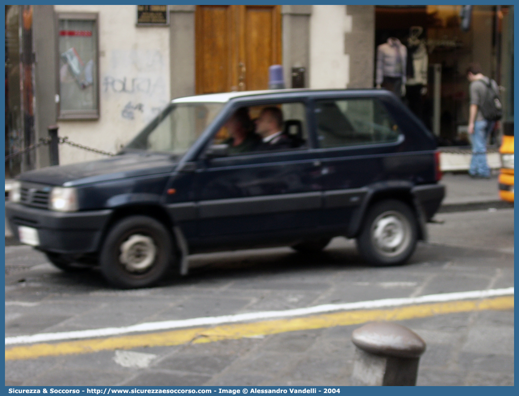 CC 824DB
Arma dei Carabinieri
Fiat Panda 4x4 II serie
Parole chiave: CC;C.C.;Arma;dei;Carabinieri;Fiat;Panda;4x4