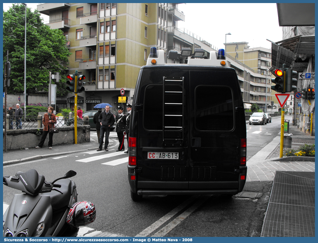 CC AB613
Arma dei Carabinieri
Fiat Ducato II serie
Stazione Mobile
Allestitore Elevox S.r.l.
Parole chiave: CC;C.C.;Arma;Carabinieri;Fiat;Ducato;Stazione;Mobile;Elevox