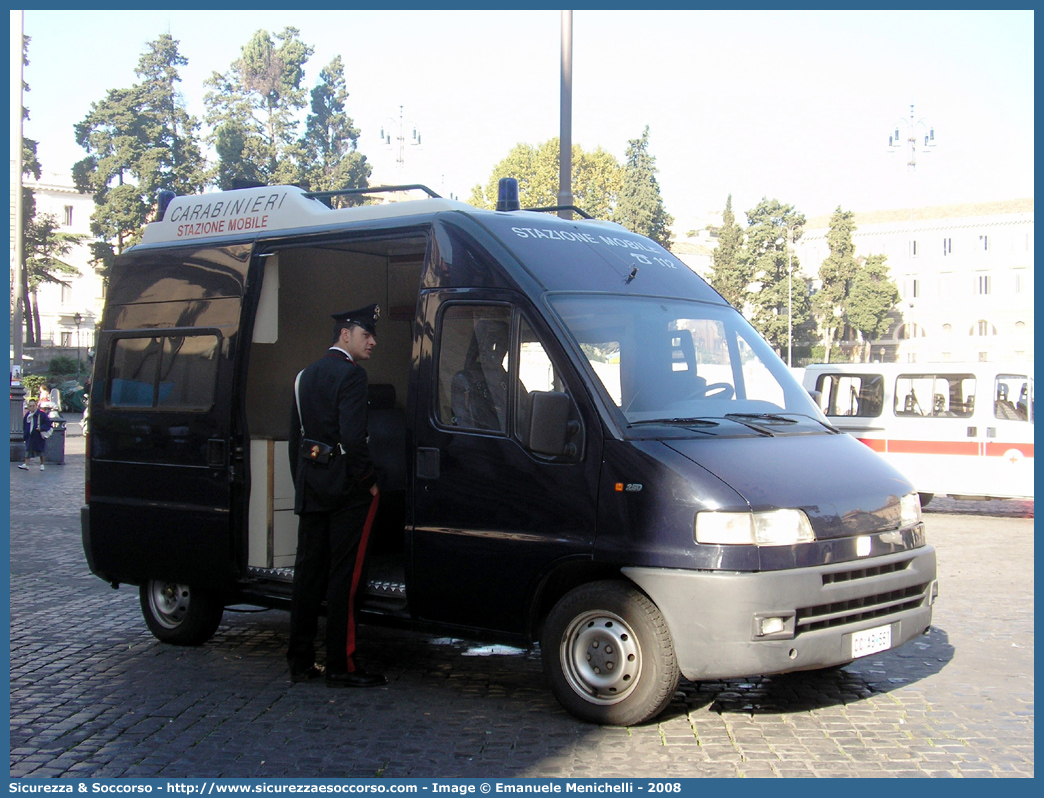 CC AB681
Arma dei Carabinieri
Fiat Ducato II serie
Stazione Mobile
Allestitore Elevox S.r.l.
Parole chiave: CC;C.C.;Arma;Carabinieri;Fiat;Ducato;Stazione;Mobile;Elevox