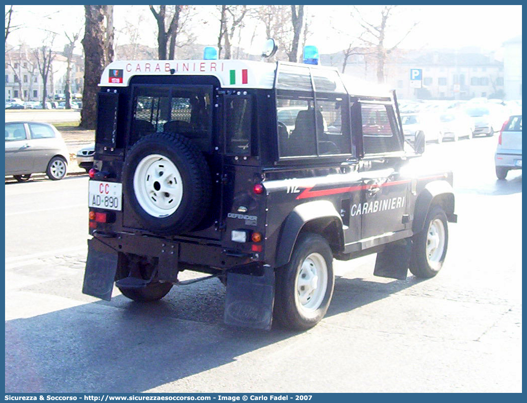 CC AD890
Arma dei Carabinieri
Battaglioni Mobili
Land Rover Defender 90
Parole chiave: CC;C.C.;Arma;dei;Carabinieri;Battaglioni;Mobili;Battaglione;Mobile;Land;Rover;Defender;90