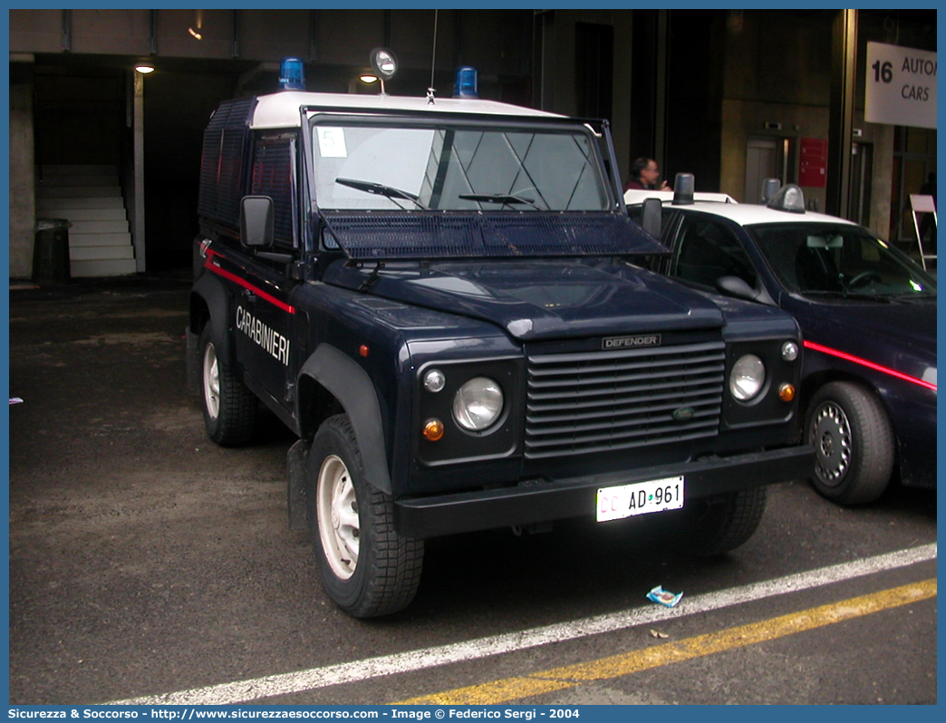 CC AD961
Arma dei Carabinieri
Battaglioni Mobili
Land Rover Defender 90
Parole chiave: CC;C.C.;Arma;dei;Carabinieri;Battaglioni;Mobili;Battaglione;Mobile;Land;Rover;Defender;90