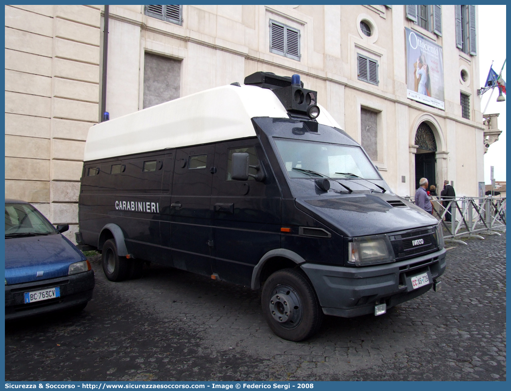 CC AS726
Arma dei Carabinieri
Battaglioni Mobili
Iveco TurboDaily 59-12 II serie
Parole chiave: CC;C.C.;Arma;dei;Carabinieri;Battaglioni;Mobili;Battaglione;Mobile;Iveco;TurboDaily;59-12;59.12;59;12;Blindato;Ordine;Pubblico