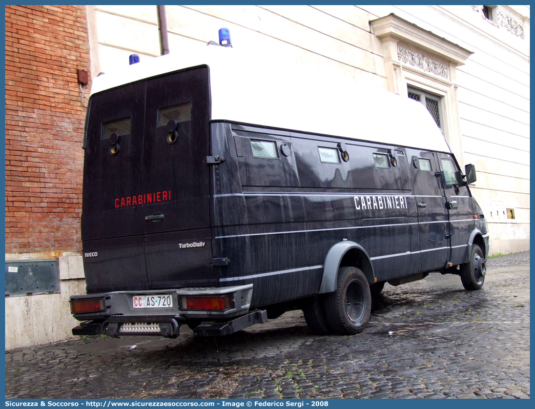 CC AS726
Arma dei Carabinieri
Battaglioni Mobili
Iveco TurboDaily 59-12 II serie
Parole chiave: CC;C.C.;Arma;dei;Carabinieri;Battaglioni;Mobili;Battaglione;Mobile;Iveco;TurboDaily;59-12;59.12;59;12;Blindato;Ordine;Pubblico