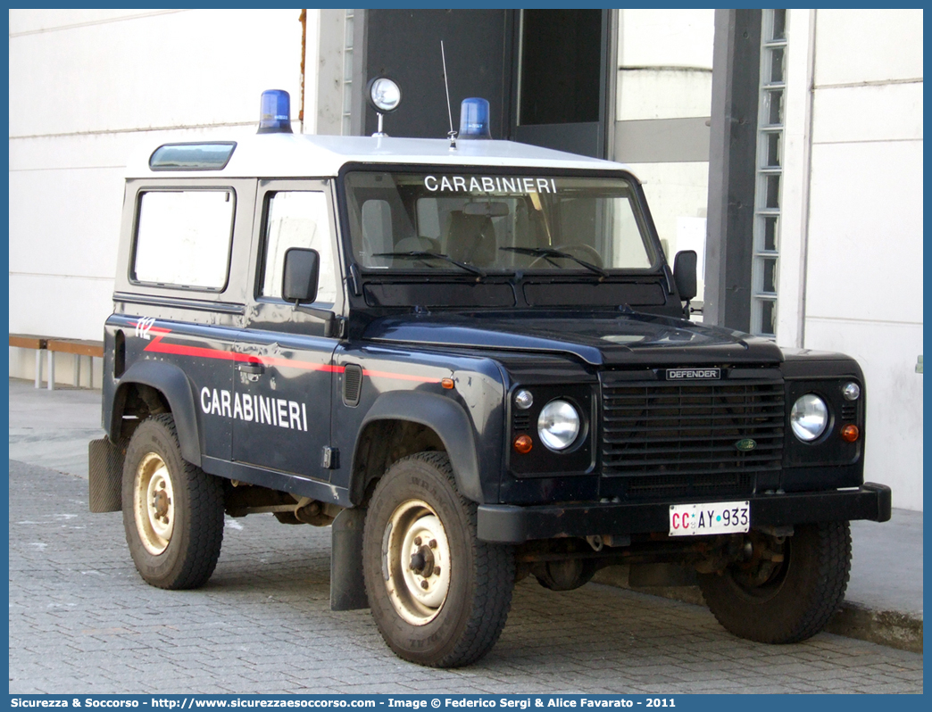 CC AY933
Arma dei Carabinieri
Land Rover Defender 90
Parole chiave: CC;C.C.;Arma;dei;Carabinieri;Land;Rover;Defender;90