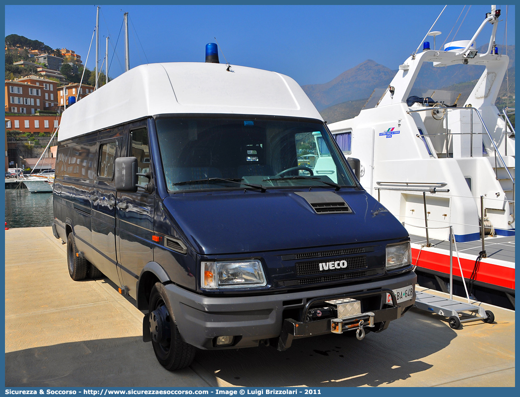 CC BA648
Arma dei Carabinieri
Centro e Nuclei Subacquei
Iveco Daily 49-12 II serie

Parole chiave: CCBA648;Arma dei Carabinieri;Centro e Nuclei Subacquei;Iveco Daily 49-12 II serie