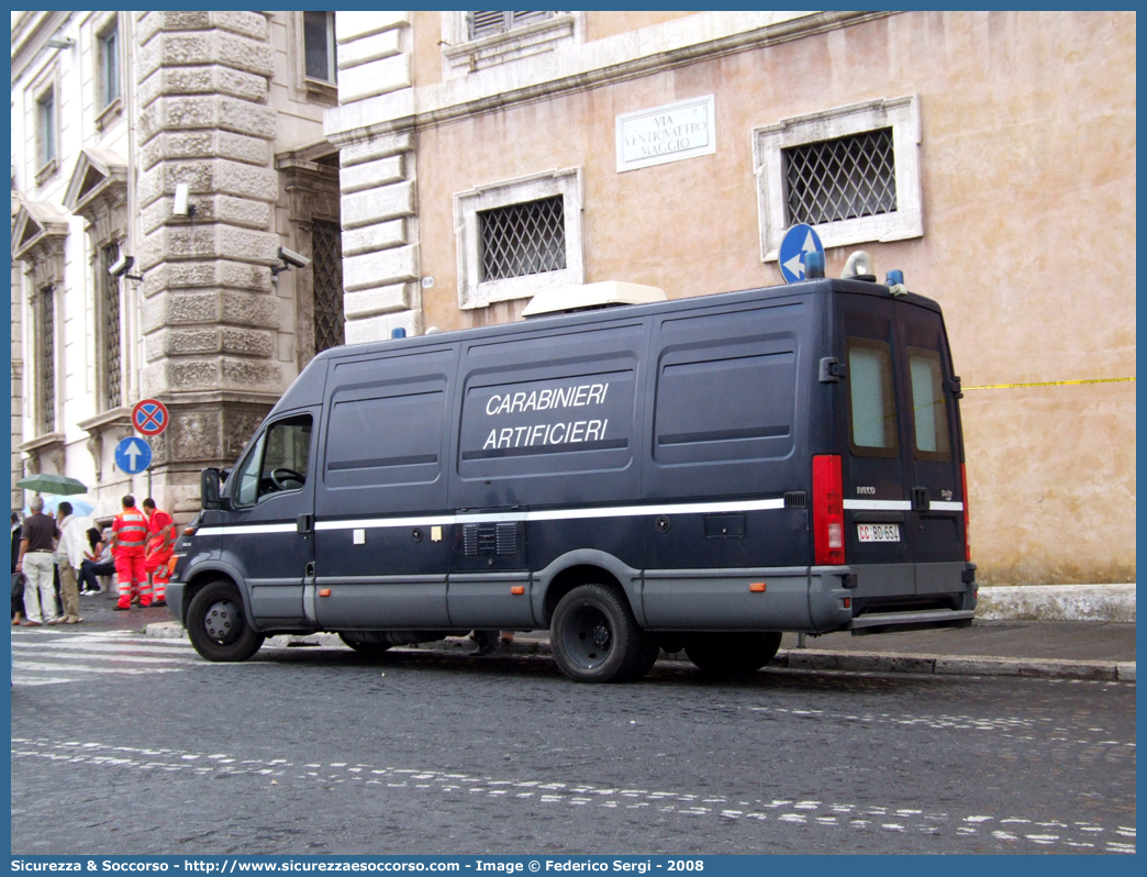 CC BD654
Arma dei Carabinieri
Artificieri Antisabotaggio
Iveco Daily 50C18 III serie
(variante)
Parole chiave: CCBD654;Arma dei Carabinieri;Artificieri Antisabotaggio;Iveco Daily 50C18 III serie