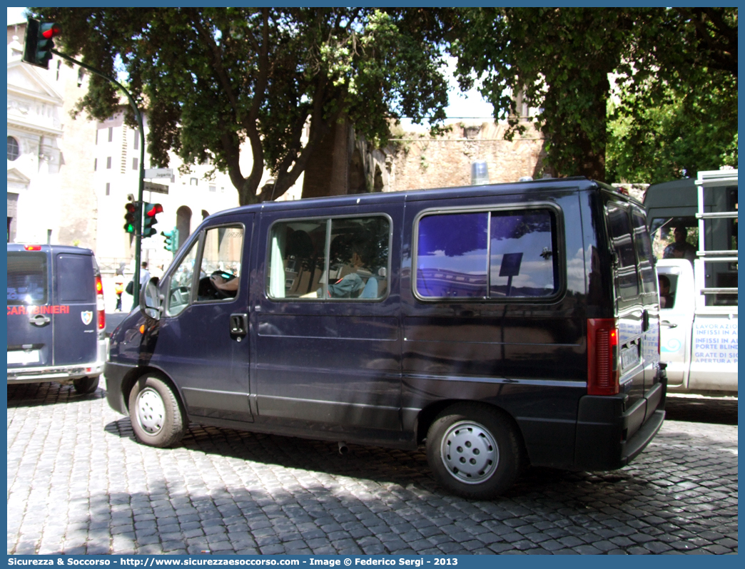 CC BN663
Arma dei Carabinieri
Centro e Nuclei Cinofili
Fiat Ducato II serie restyling
Parole chiave: CC;C.C.;Arma;Carabinieri;Centro;Nucleo;Nuclei;Cinofili;Fiat;Ducato;BN663