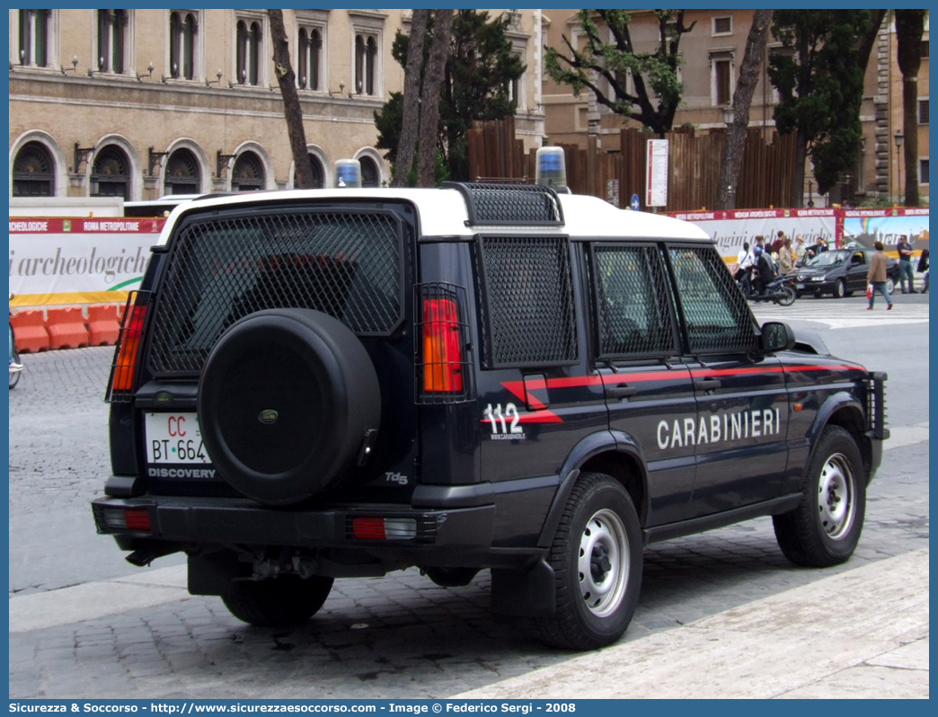 CC BT664
Arma dei Carabinieri
Battaglioni Mobili
Land Rover Discovery II serie Restyling
Parole chiave: CC;C.C.;Arma;dei;Carabinieri;Battaglioni;Battaglione;Mobili;Land Rover;Discovery;Ordine;Pubblico;Blindato