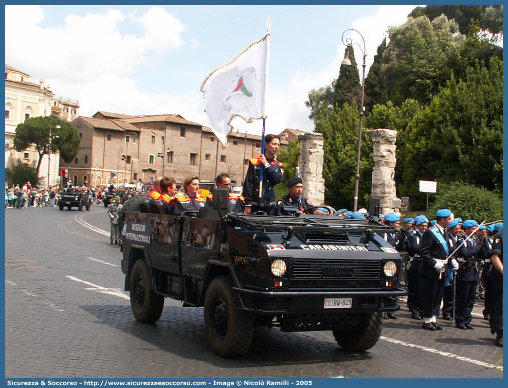 CC BW843
Arma dei Carabinieri
Battaglioni Mobili
Iveco VM90T
Parole chiave: CC;C.C.;Arma;Carabinieri;Battaglioni;Mobili;Battaglione;Iveco;VM90T