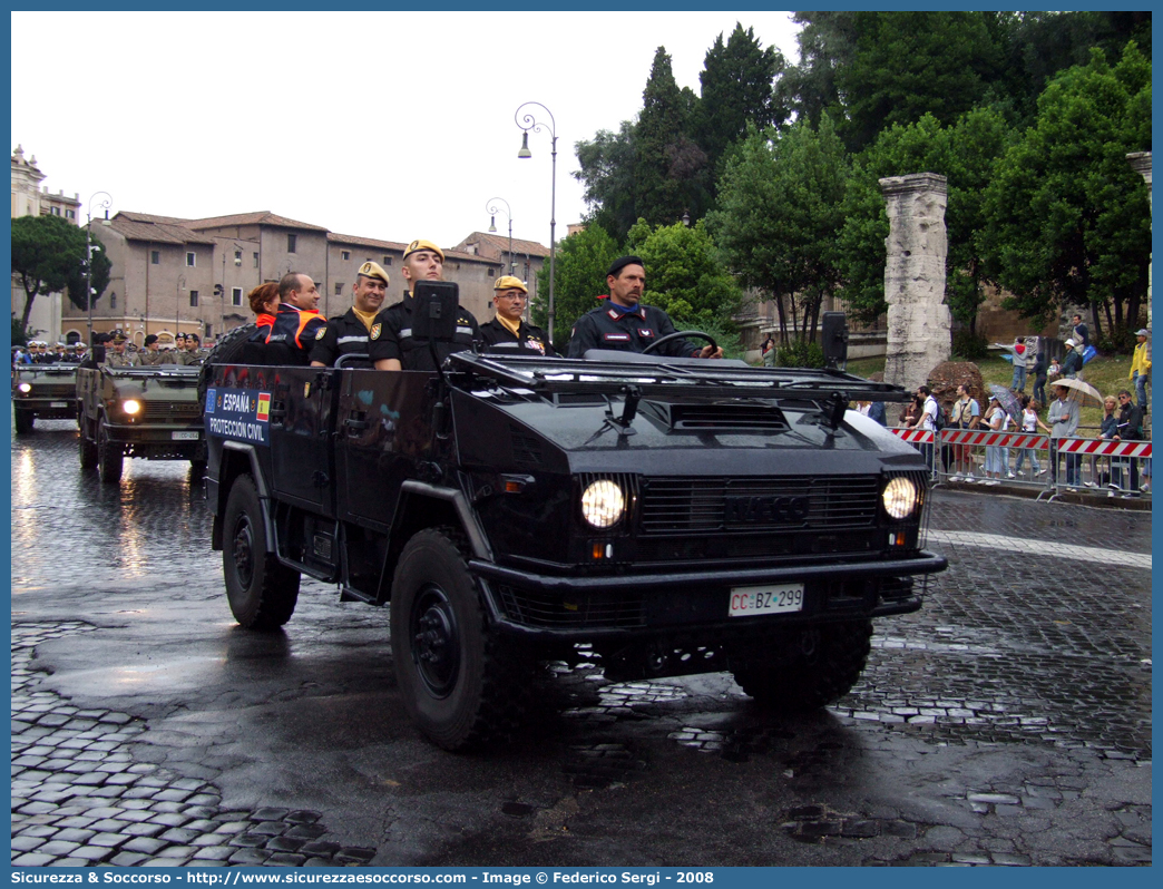 CC BZ299
Arma dei Carabinieri
Battaglioni Mobili
Iveco VM90T
Parole chiave: CC;C.C.;Arma;Carabinieri;Battaglioni;Mobili;Battaglione;Iveco;VM90T