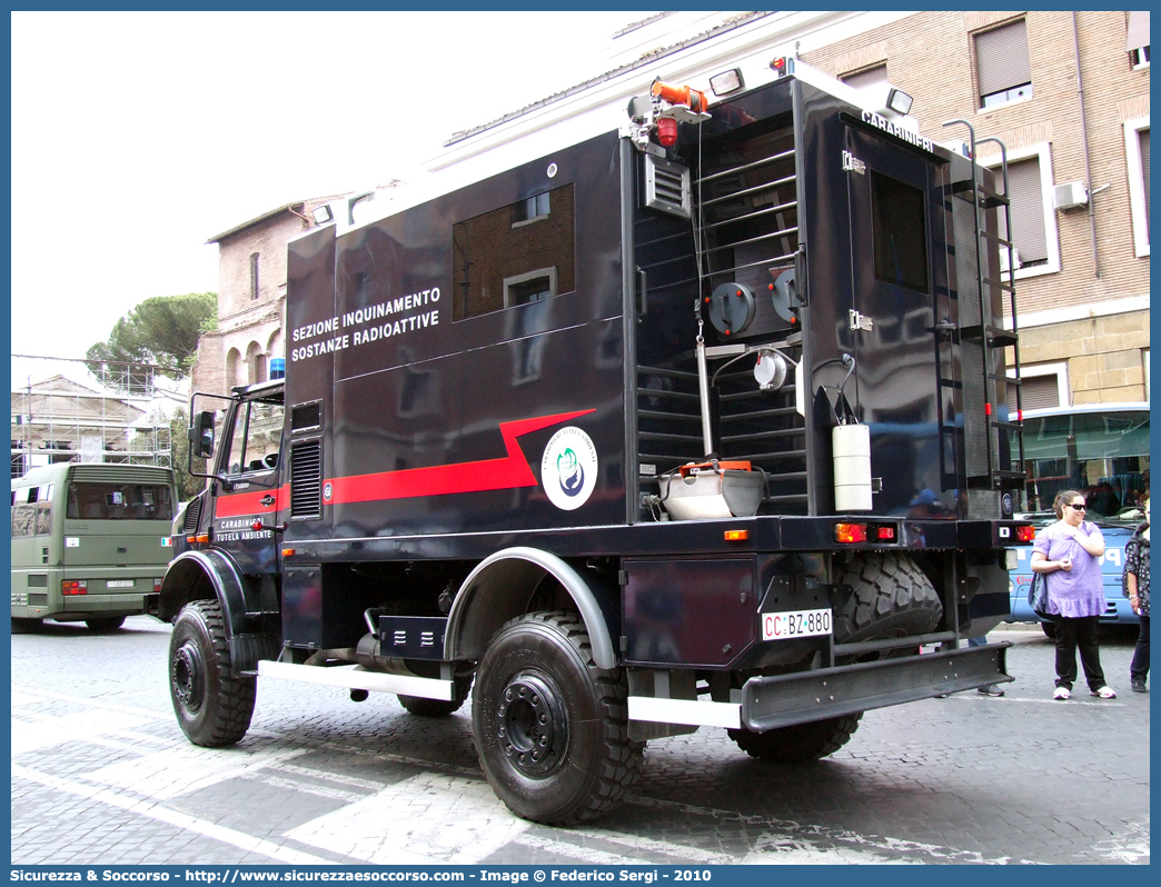 CC BZ880
Arma dei Carabinieri
Comando Unità per la Tutela Forestale, 
Ambientale e Agroalimentare
Mercedes Benz Unimog U5000
Allestitore GB Barberi S.r.l.
Parole chiave: CC;C.C.;Arma;dei;Carabinieri;Comando;Unità;per;la;Tutela;Forestale;Ambientale;Agroalimentare;Ambiente;Mercedes Benz;Unimog;U5000GB;G.B.;Barberi