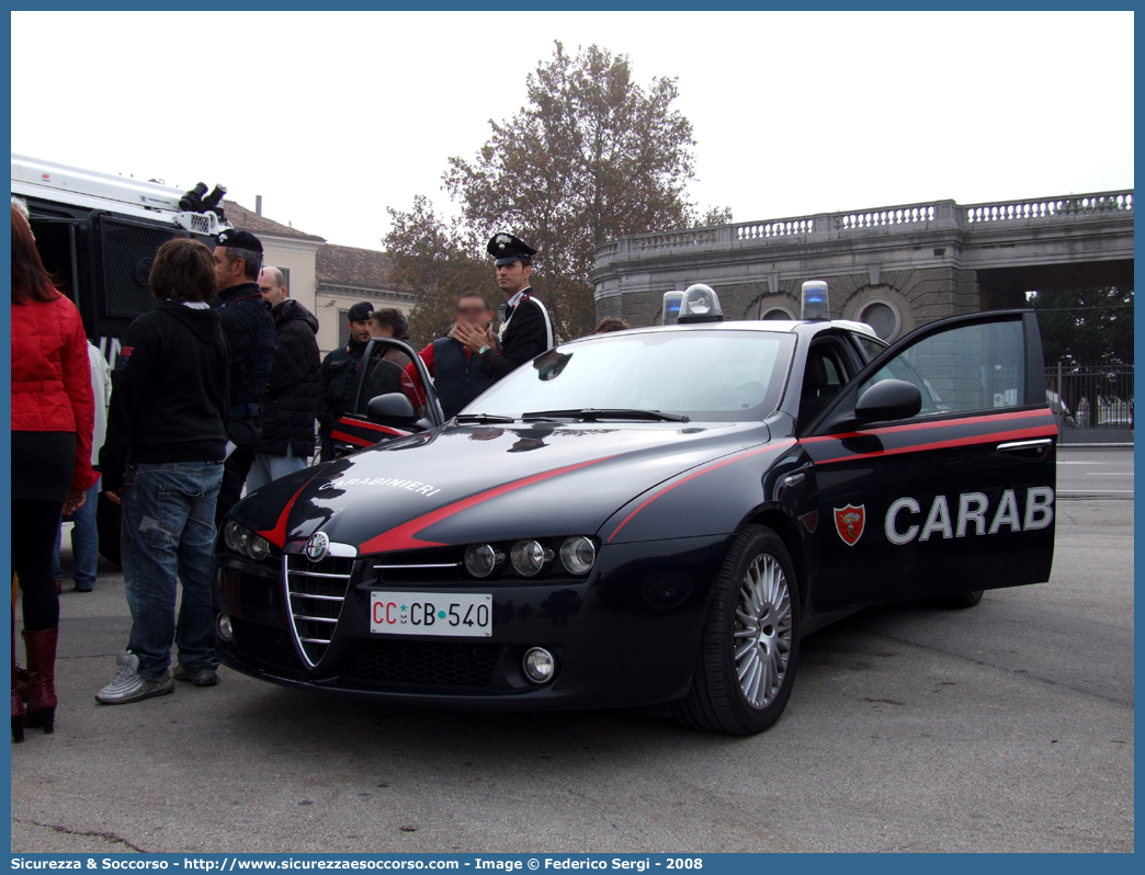 CC CB540
Arma dei Carabinieri
Alfa Romeo 159
Parole chiave: CC;C.C.;Arma;dei;Carabinieri;Alfa;Romeo;159;Radiomobile;CB540