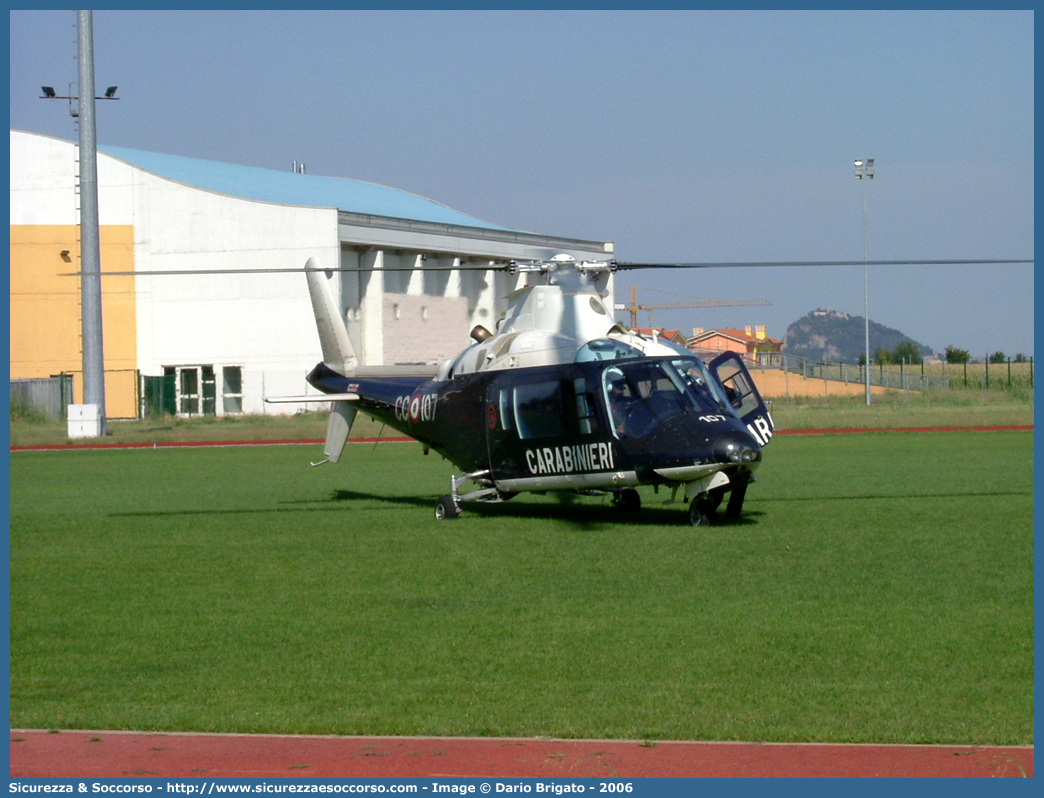 MM81219 / CC 107
Arma dei Carabinieri
Raggruppamento Carabinieri Aeromobili
Agusta A109 AII
Parole chiave: CC;C.C.;Arma;Carabinieri;Raggruppamento;Aeromobili;Agusta;A109;107