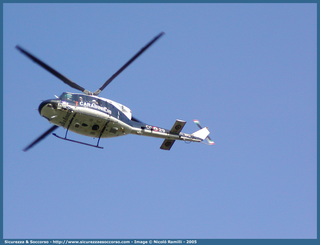 MM81463 / CC 29
Arma dei Carabinieri
Raggruppamento Carabinieri Aeromobili
Agusta Bell AB412 
Parole chiave: CC;C.C.;Arma;Carabinieri;Raggruppamento;Aeromobili;Agusta;Bell;AB412