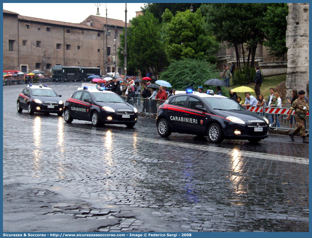 CC CJ904
Arma dei Carabinieri
Fiat Nuova Bravo
Parole chiave: CC;C.C.;Arma;dei;Carabinieri;Fiat;Nuova;Bravo;Nucleo;Operativo;Radio;Mobile;Radiomobile