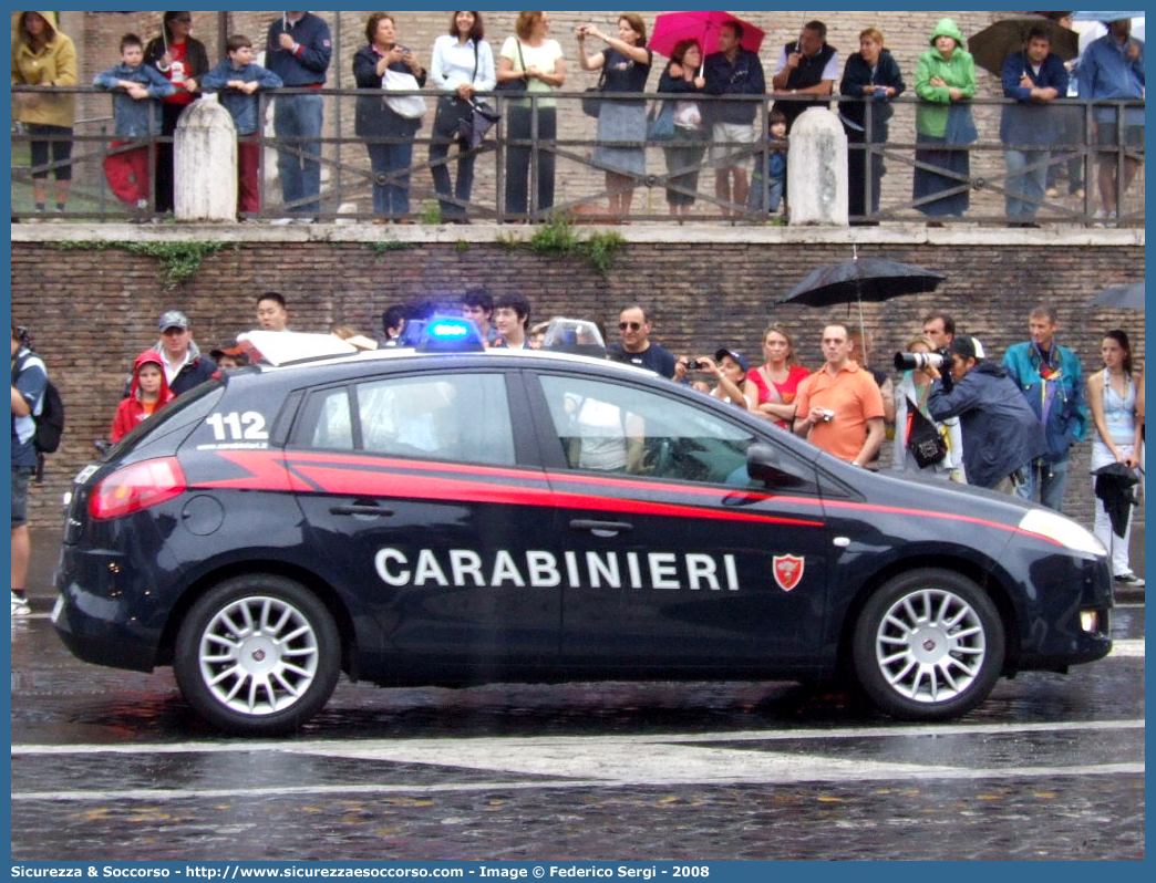 CC CJ905
Arma dei Carabinieri
Fiat Nuova Bravo
Parole chiave: CC;C.C.;Arma;dei;Carabinieri;Fiat;Nuova;Bravo;Nucleo;Operativo;Radio;Mobile;Radiomobile