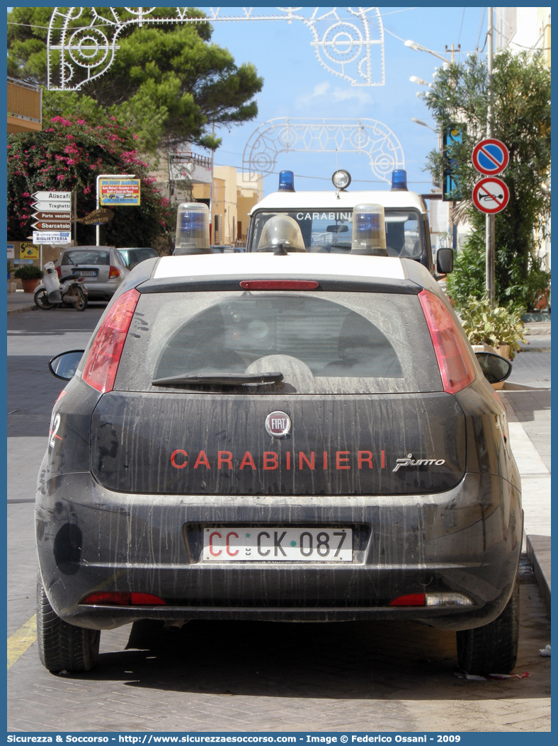 CC CK087
Arma dei Carabinieri
Fiat Grande Punto
Parole chiave: CC;C.C.;Arma;Carabinieri;Fiat;Grande;Punto;CK087