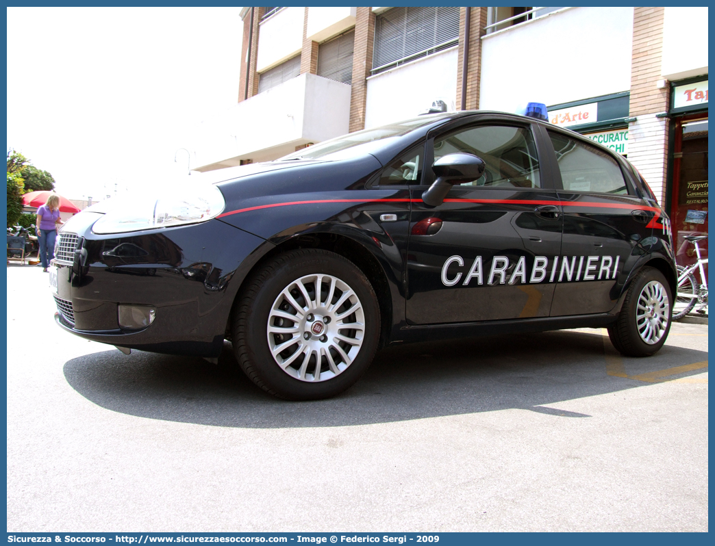 CC CN462
Arma dei Carabinieri
Fiat Grande Punto
Parole chiave: CC;C.C.;Arma;Carabinieri;Fiat;Grande;Punto;CN462