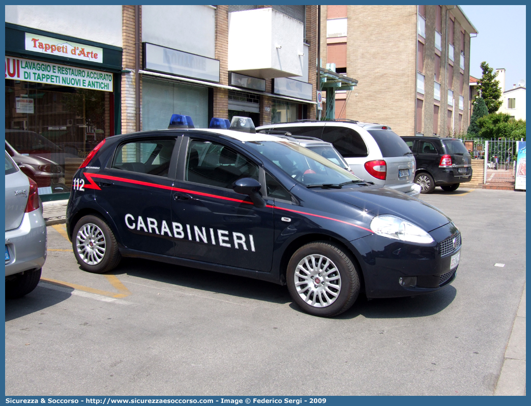 CC CN462
Arma dei Carabinieri
Fiat Grande Punto
Parole chiave: CC;C.C.;Arma;Carabinieri;Fiat;Grande;Punto;CN462