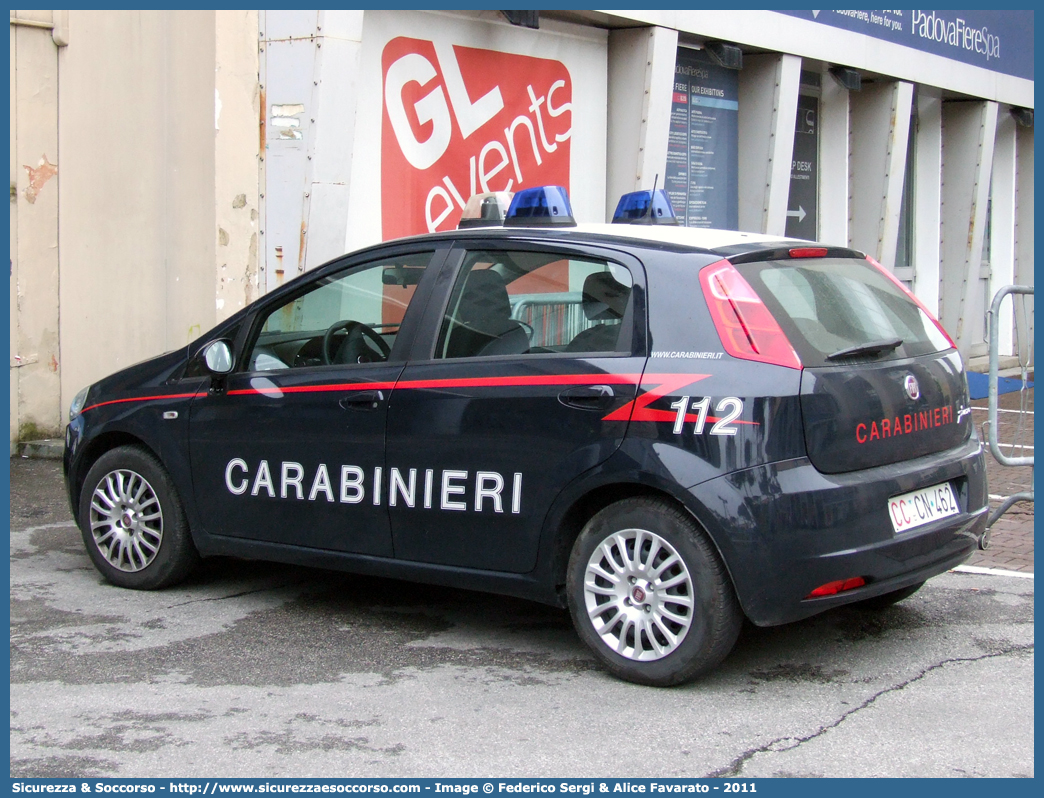 CC CN462
Arma dei Carabinieri
Fiat Grande Punto
Parole chiave: CC;C.C.;Arma;Carabinieri;Fiat;Grande;Punto;CN462