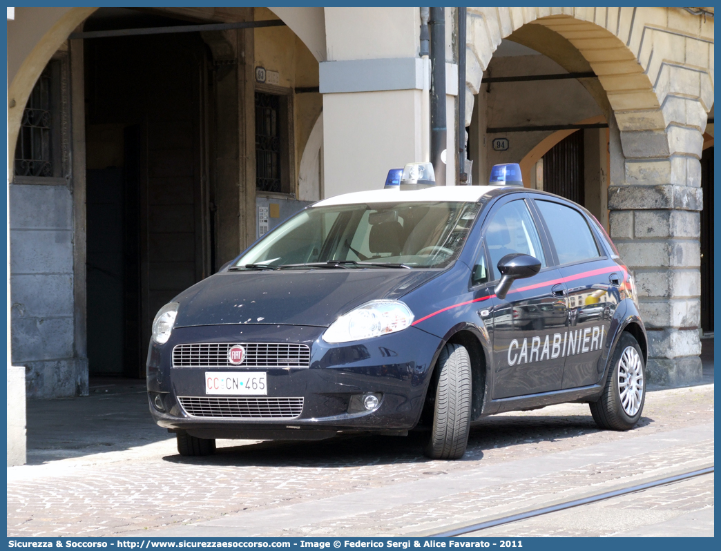 CC CN465
Arma dei Carabinieri
Fiat Grande Punto
Parole chiave: CC;C.C.;Arma;Carabinieri;Fiat;Grande;Punto;CN465