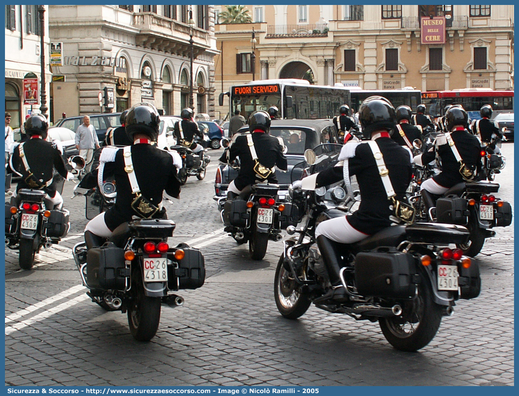 -
Arma dei Carabinieri
Reggimento Corazzieri
Moto Guzzi California 1100i
Parole chiave: CC;C.C.;Arma;dei;Carabinieri;Reggimento;Corazzieri;Moto;Guzzi;1100i;California