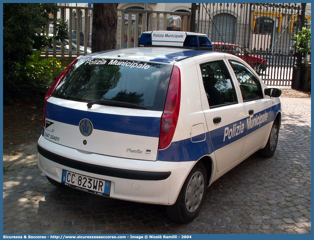 -
Polizia Municipale
Comune di Cesena
Fiat Punto II serie
Parole chiave: Polizia;Locale;Municipale;Cesena;Fiat;Punto