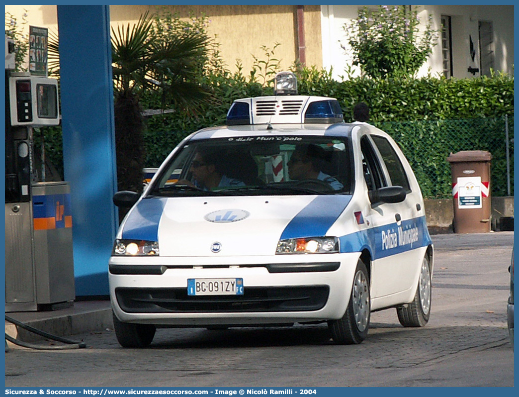 -
Polizia Municipale
Comune di Cesenatico
Fiat Punto II serie
Parole chiave: Polizia;Locale;Municipale;Cesenatico;Fiat;Punto