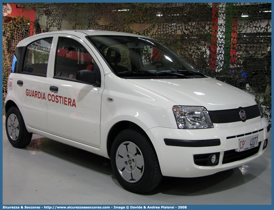 CP 4077
Corpo delle Capitanerie di Porto
Guardia Costiera 
Fiat Nuova Panda I serie restyling
Parole chiave: CP;C.P.;GC;G.C.;Guardia;Costiera;Capitaneria;Capitanerie;di;Porto;Fiat;Nuova;Panda