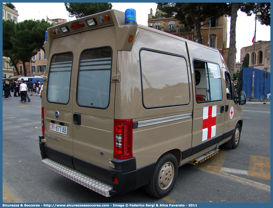 CRI 871AB
Croce Rossa Italiana
Corpo Militare
Fiat Ducato II serie restyling
Allestitore Boneschi S.r.l.
Parole chiave: CRIM;C.R.I.M.;Croce;Rossa;Italiana;Corpo;Militare;Fiat;Ducato;Savio;Boneschi